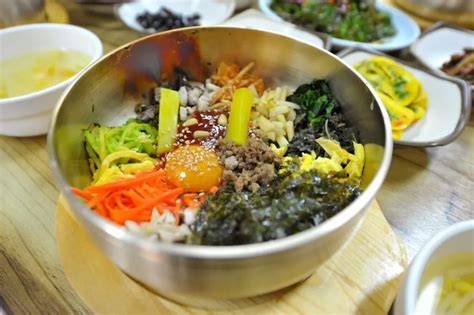 전주역 맛집: 전통과 현대의 맛이 만나는 교차로